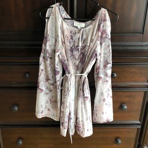 Jessica Simpson maternity cold shoulder top